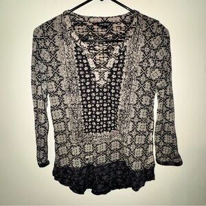 Lucky Brand Black and Cream Geometric Patterned Blouse